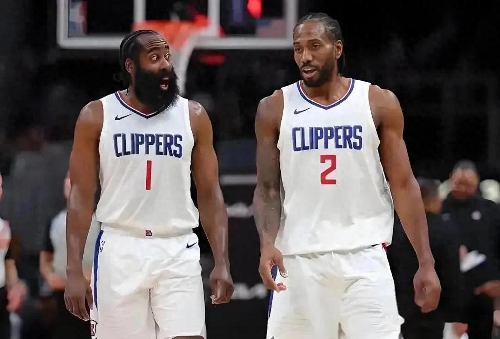 记者：小卡受时间限制 哈登明显进入疲劳期&最近投射和失误都崩